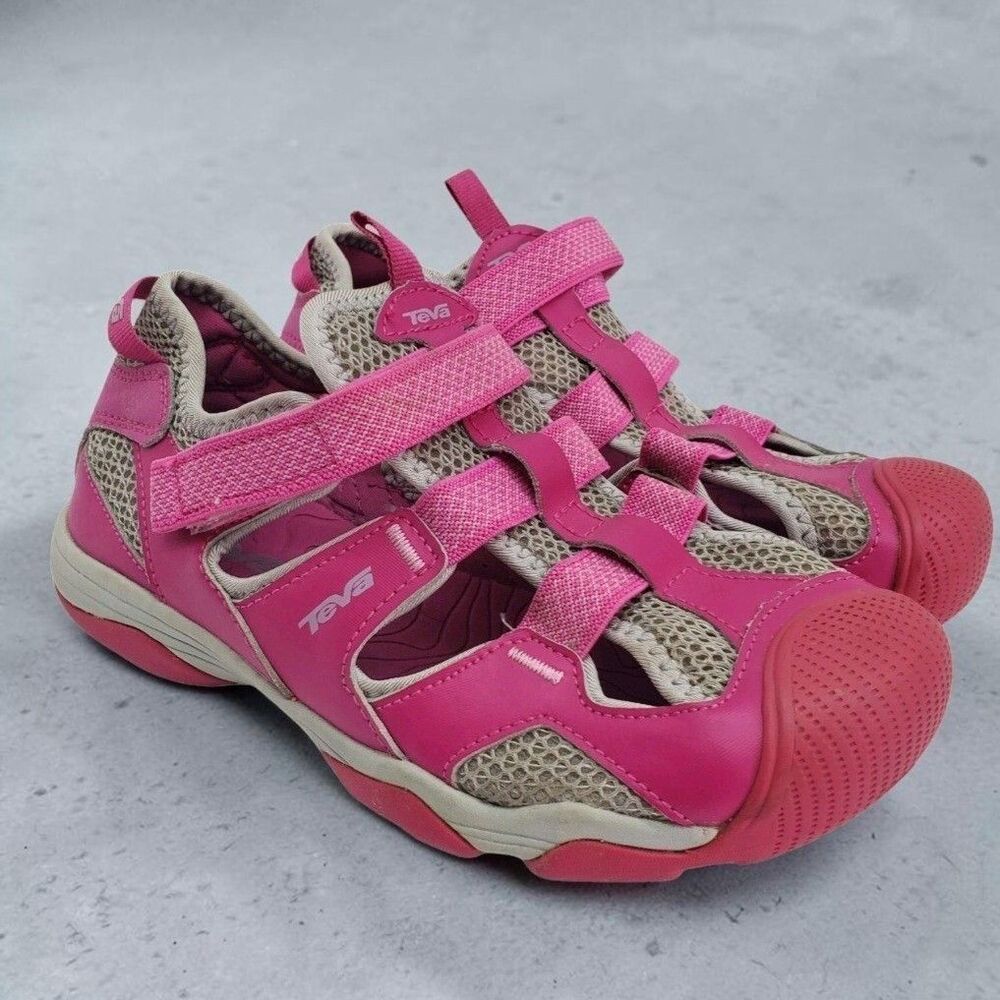 Teva Jansen Fisherman Sandals Youth 5 Toe Cap Pink Gray Leather Hiking Beach